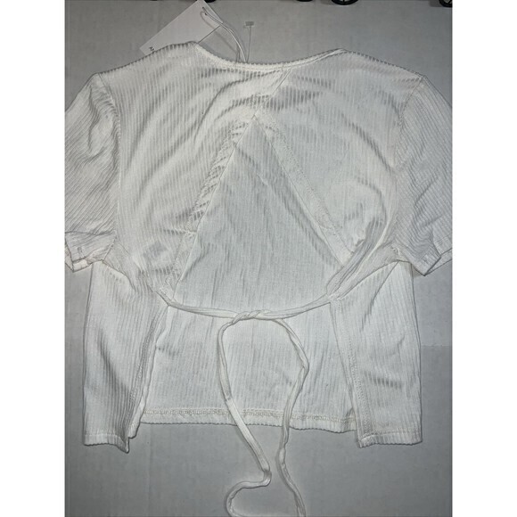 Antistar Ladies Size Medium White Ribbed Soft Crop Top Short Sleeve T Shirt NWT - Picture 4 of 8